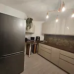Appartement Elegant & Lumineux 100 M2 - 3 Chambres - 2 Balcons - 7 Min Du Centre-Ville Reims