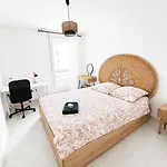 Appartement élégant&lumineux 100 m2 - 3 chambres - 2 balcons - 7 min du centre-ville Reims Reims