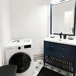 Apartamento Appartement élégant&lumineux 100 m2 - 3 chambres - 2 balcons - 7 min du centre-ville Reims Reims