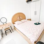 Appartement Elegant & Lumineux 100 M2 - 3 Chambres - 2 Balcons - 7 Min Du Centre-Ville Reims 아파트 *