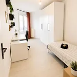 Apartamento Appartement élégant&lumineux 100 m2 - 3 chambres - 2 balcons - 7 min du centre-ville Reims Reims