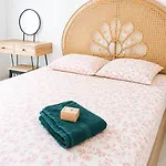 Apartamento Appartement élégant&lumineux 100 m2 - 3 chambres - 2 balcons - 7 min du centre-ville Reims *