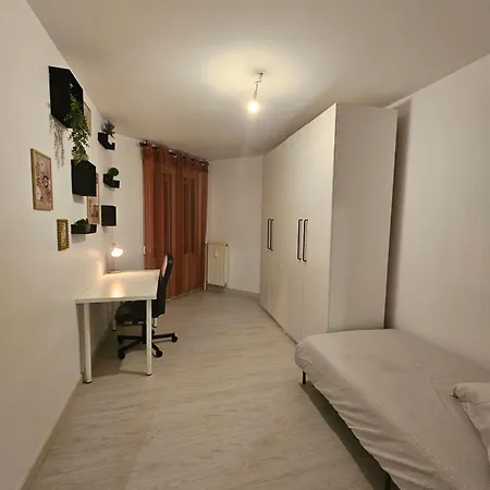 Appartement élégant&lumineux 100 m2 - 3 chambres - 2 balcons - 7 min du centre-ville Reims * Reims