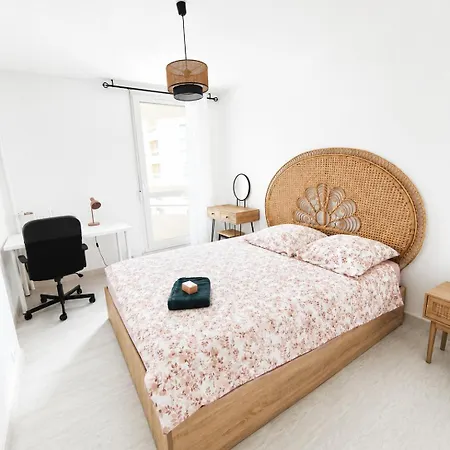 Le Daudet - Elegant 100 M2 - 3 & 2 Balcons - 7 Min Du Centre-ville Reims